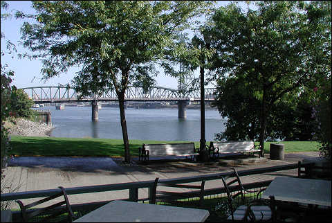 Patio outside the RiverPlace hotel